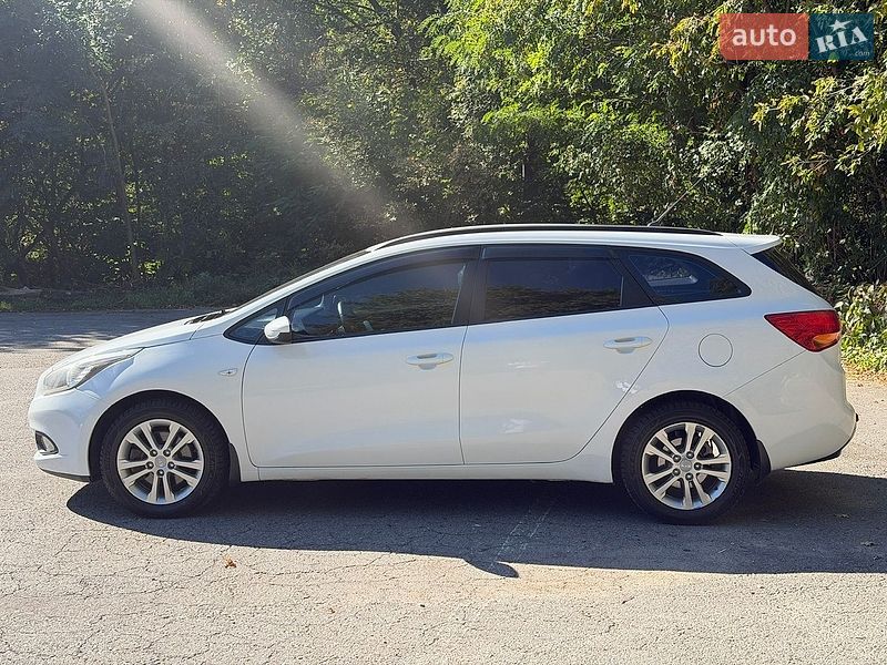 Універсал Kia Ceed 2013 в Полтаві