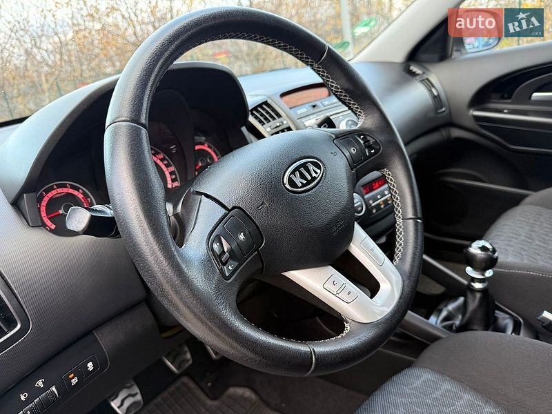 Универсал Kia Ceed 2011 в Виннице