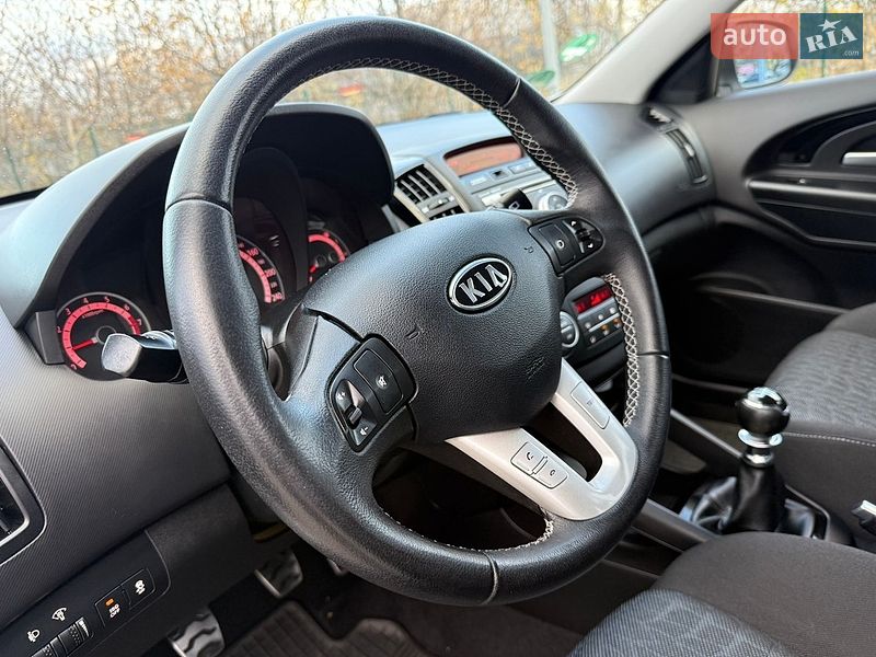 Универсал Kia Ceed 2011 в Виннице