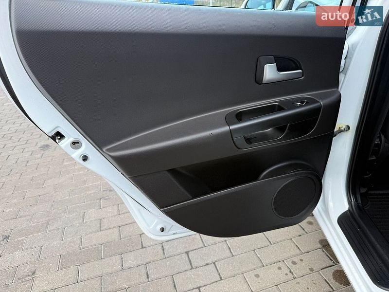 Универсал Kia Ceed 2011 в Виннице