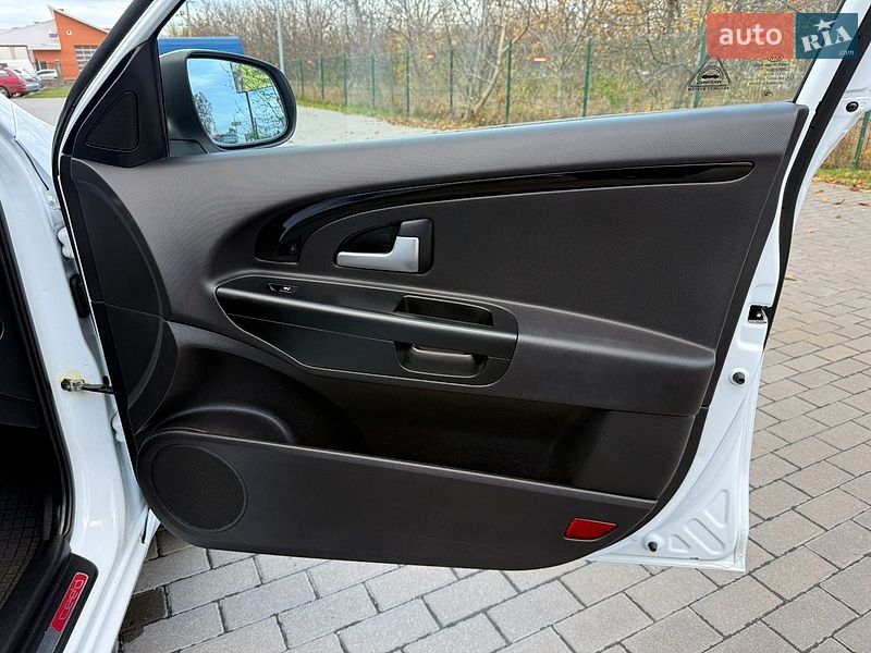 Универсал Kia Ceed 2011 в Виннице