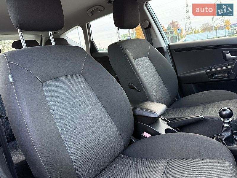 Универсал Kia Ceed 2011 в Виннице