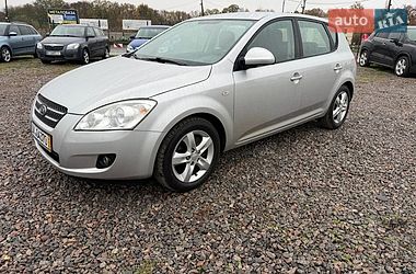 Хетчбек Kia Ceed 2008 в Полтаві