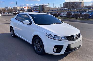 Купе Kia Cerato Koup 2010 в Кривому Розі