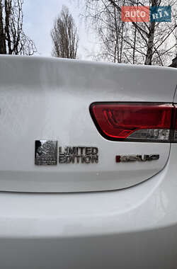 Купе Kia Cerato Koup 2011 в 
