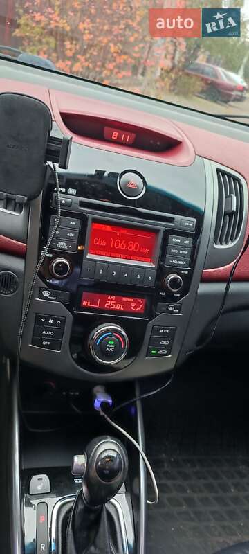 Купе Kia Cerato Koup 2011 в Дніпрі