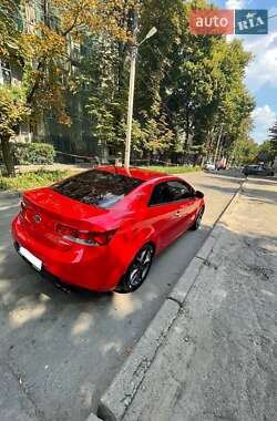 Купе Kia Cerato Koup 2011 в 