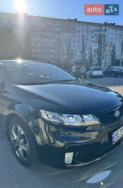 Купе Kia Cerato Koup 2011 в 