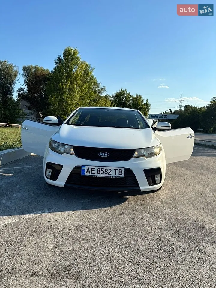 2010 Kia Cerato - мініатюра 8
