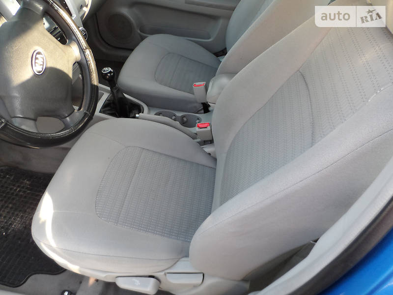 Kia Cerato 2007 года