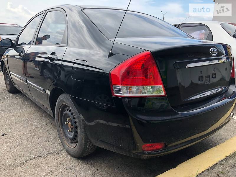 Седан Kia Cerato 2007 в Каменском