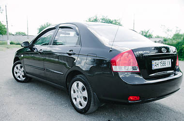 Седан Kia Cerato 2008 в Краматорске