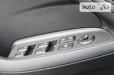 Седан Kia Cerato 2014 в 