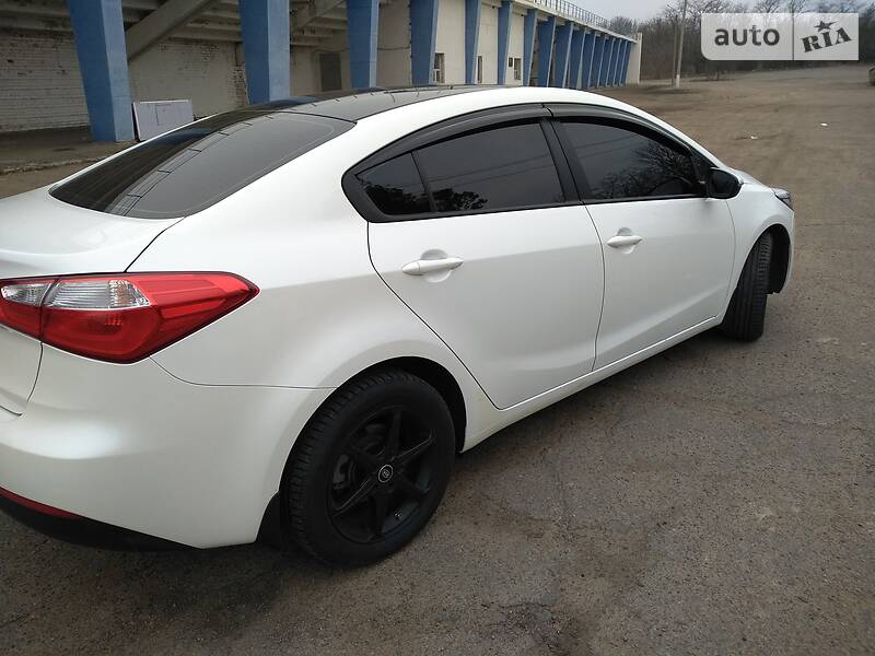 Седан Kia Cerato 2013 в Вознесенську