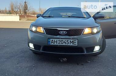 Седан Kia Cerato 2011 в 