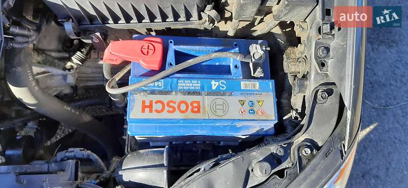 Седан Kia Cerato 2005 в Ужгороде