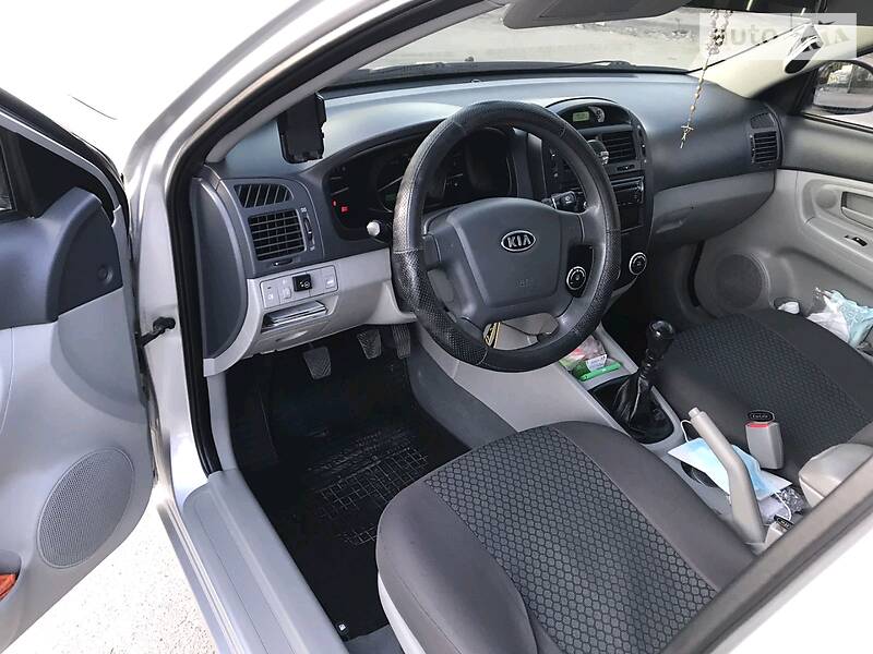 Седан Kia Cerato 2007 в Тернополі