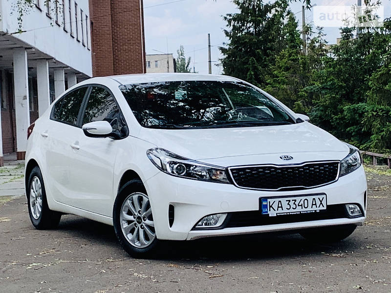 Седан Kia Cerato 2017 в Києві