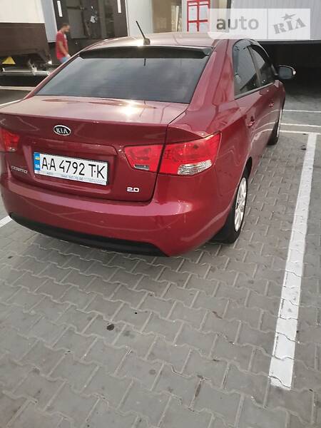 Седан Kia Cerato 2009 в Киеве