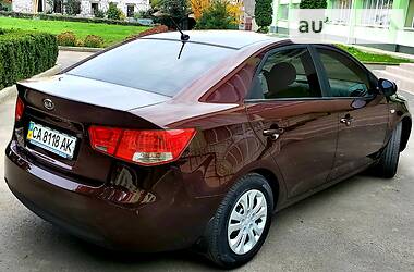 Седан Kia Cerato 2010 в Києві