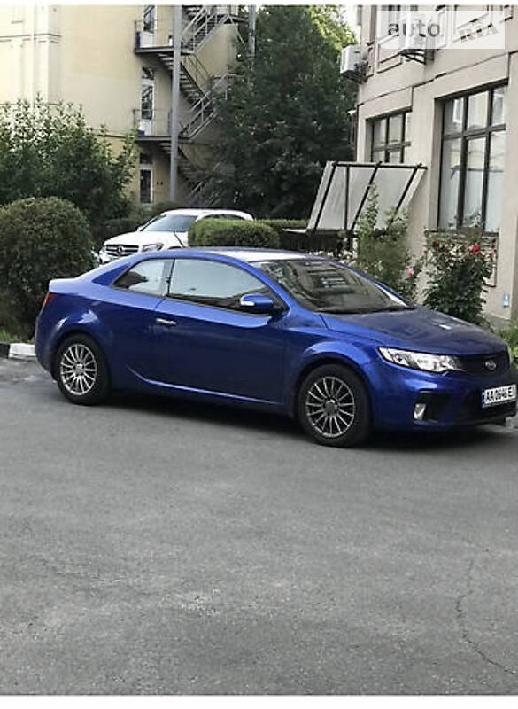 Купе Kia Cerato 2010 в Киеве