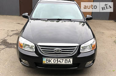 Седан Kia Cerato 2008 в Ровно