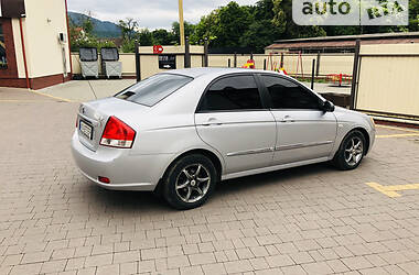 Седан Kia Cerato 2007 в Сваляве