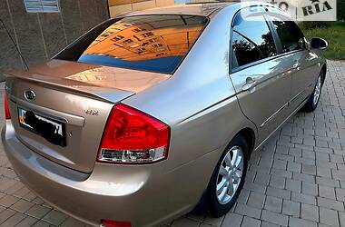 Седан Kia Cerato 2008 в Маріуполі