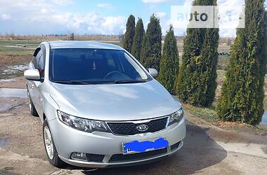 Седан Kia Cerato 2010 в Одессе