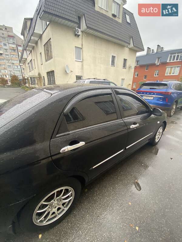 Седан Kia Cerato 2006 в Ірпені