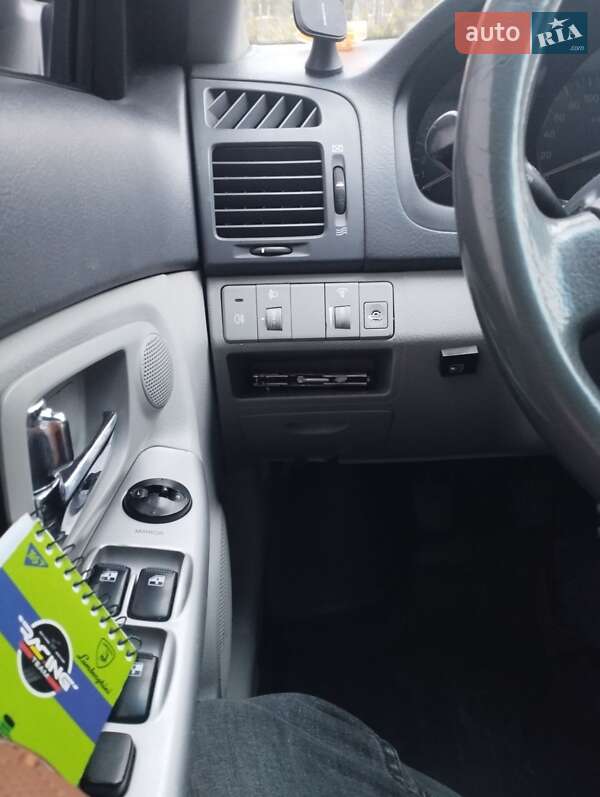 Седан Kia Cerato 2007 в Остер