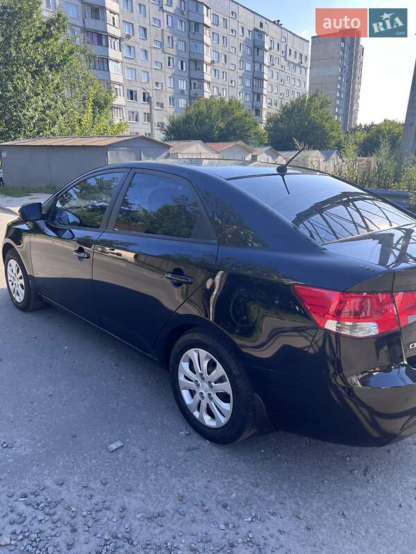 Седан Kia Cerato 2012 в Харкові фото 3 Седан Kia Cerato 2012 в Харкові