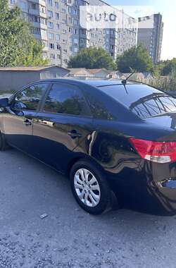 Седан Kia Cerato 2012 в Харькове