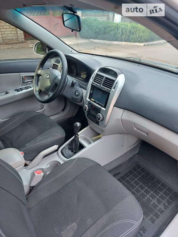 Седан Kia Cerato 2007 в Кривом Роге