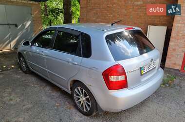 Хетчбек Kia Cerato 2006 в Гадячі