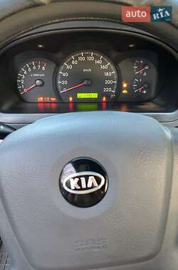 Хетчбек Kia Cerato 2006 в Гадячі