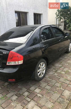 Седан Kia Cerato 2006 в Чернівцях