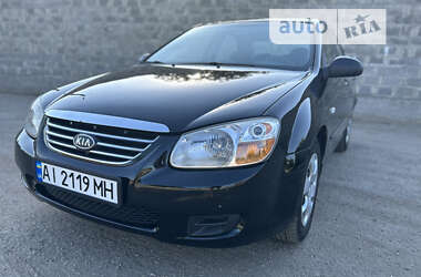 Седан Kia Cerato 2007 в Новом Буге