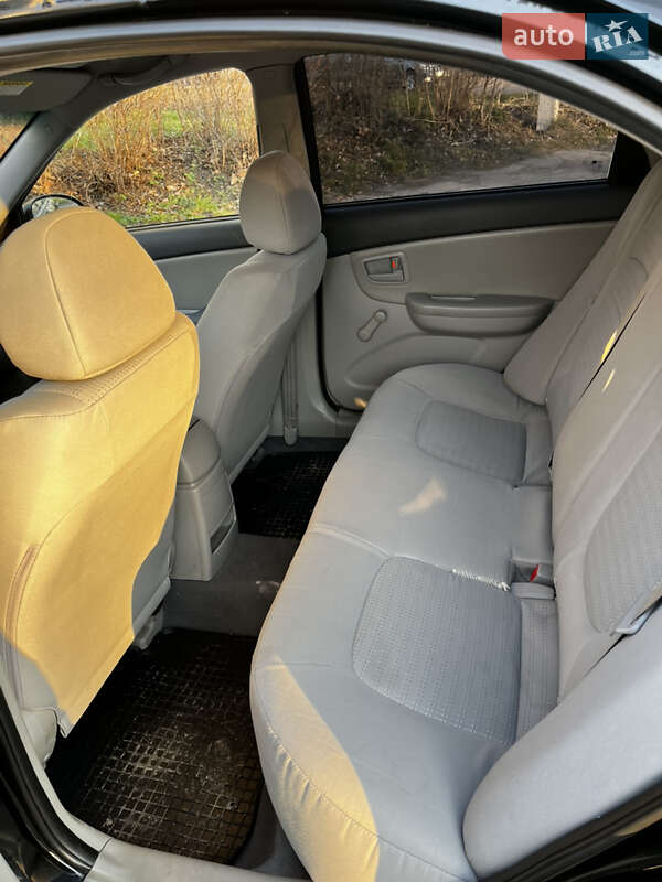 Седан Kia Cerato 2007 в Трускавці