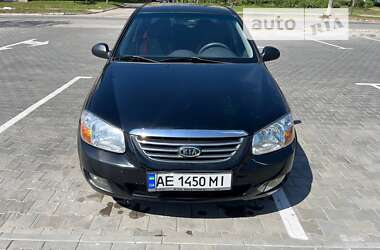 Седан Kia Cerato 2009 в Кам'янському