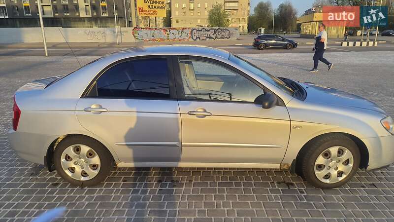Седан Kia Cerato 2006 в Харькове фото 2 Седан Kia Cerato 2006 в Харькове
