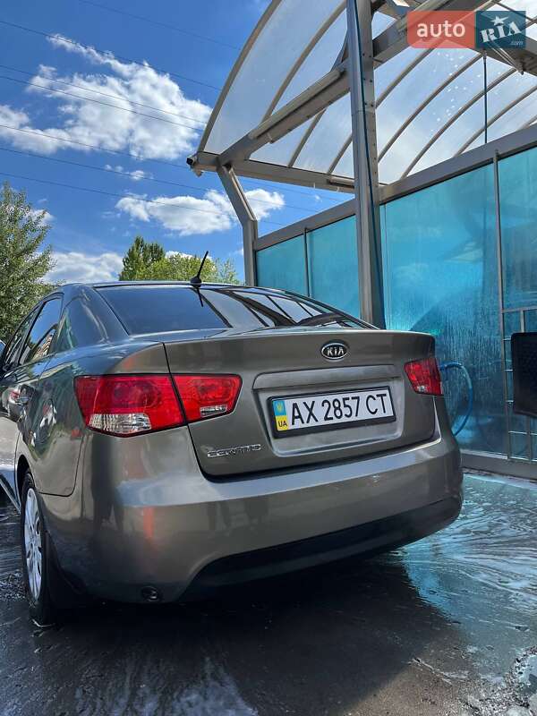 Седан Kia Cerato 2011 в Ременове фото 4 Седан Kia Cerato 2011 в Ременове