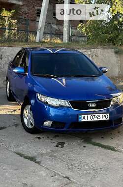 Седан Kia Cerato 2009 в Изюме