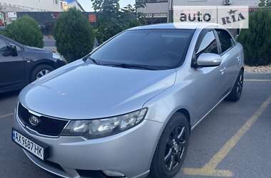 Седан Kia Cerato 2010 в Одесі