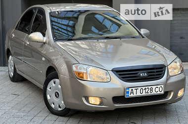 Седан Kia Cerato 2007 в Ивано-Франковске