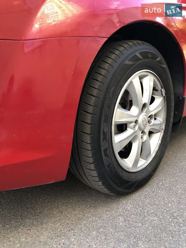 Седан Kia Cerato 2008 в Киеве