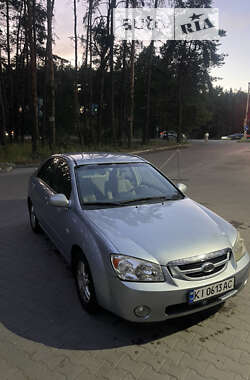 Седан Kia Cerato 2006 в Бучі