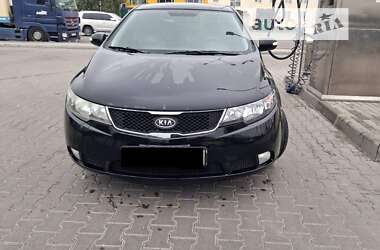 Седан Kia Cerato 2010 в Киеве