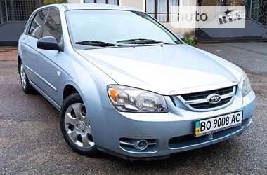 Хэтчбек Kia Cerato 2006 в Тернополе