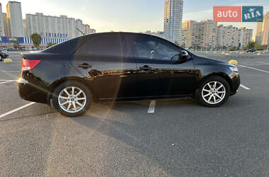 Седан Kia Cerato 2012 в Софіївській Борщагівці